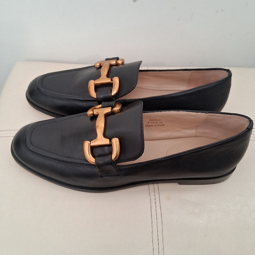 Boden Black Flats with Gold Accent Iris Snaffle - Picture 3 of 11